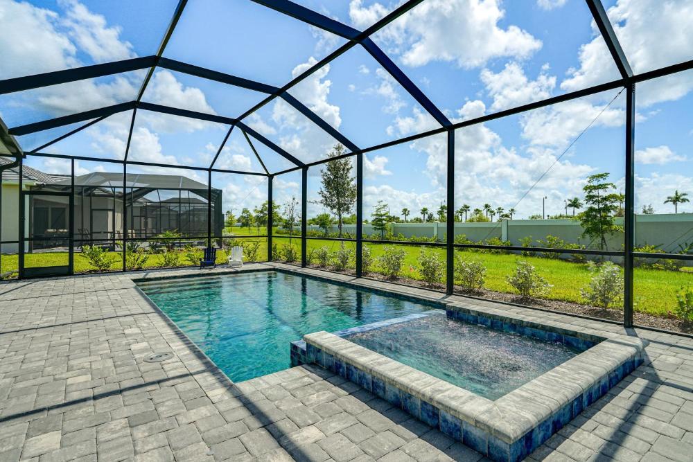 Luxe Venice Gem with Outdoor Pool and Hot Tub